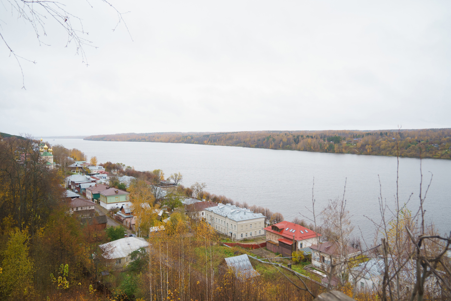 Плёс тоже попал в настольную игру