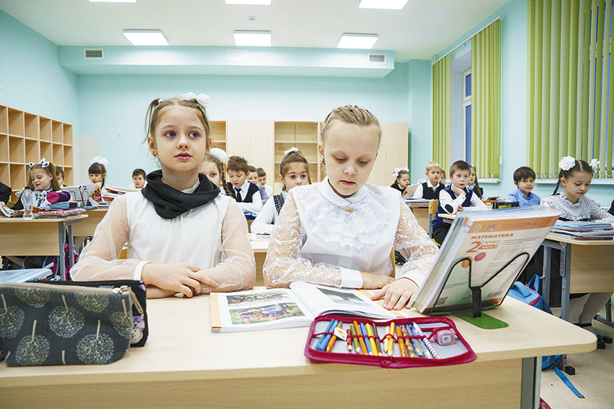 В Ивановской области теперь строят по школе в год