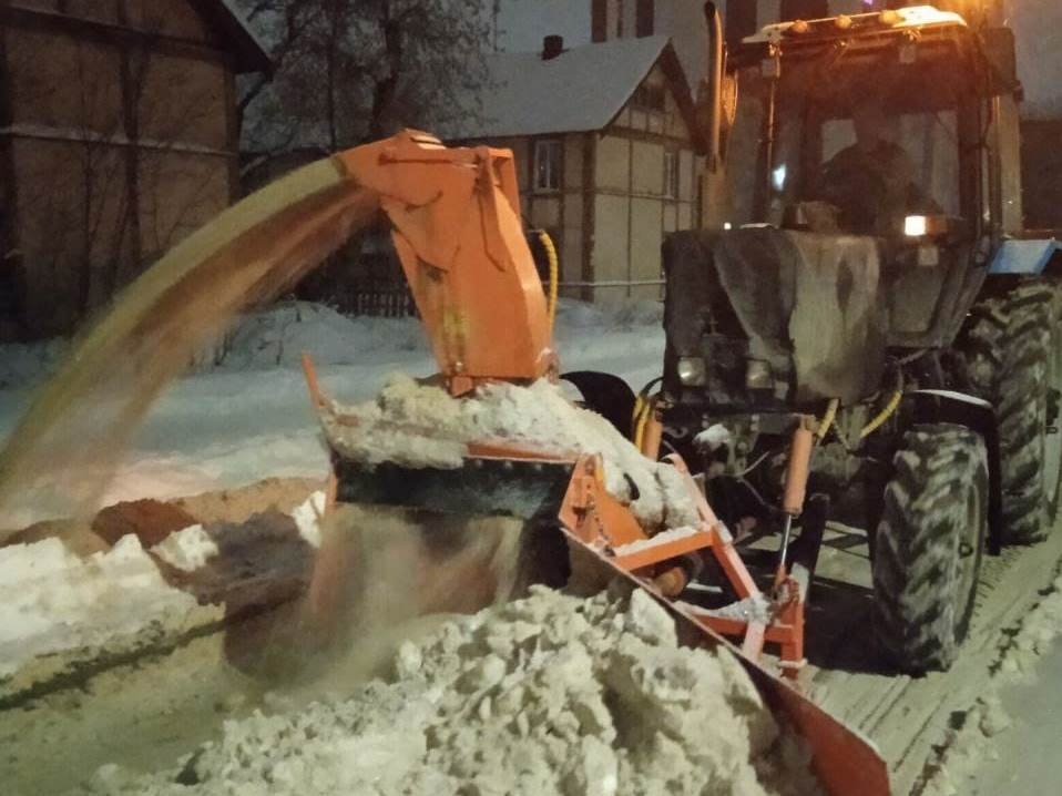 Иваново чистят от снега более 1000 человек