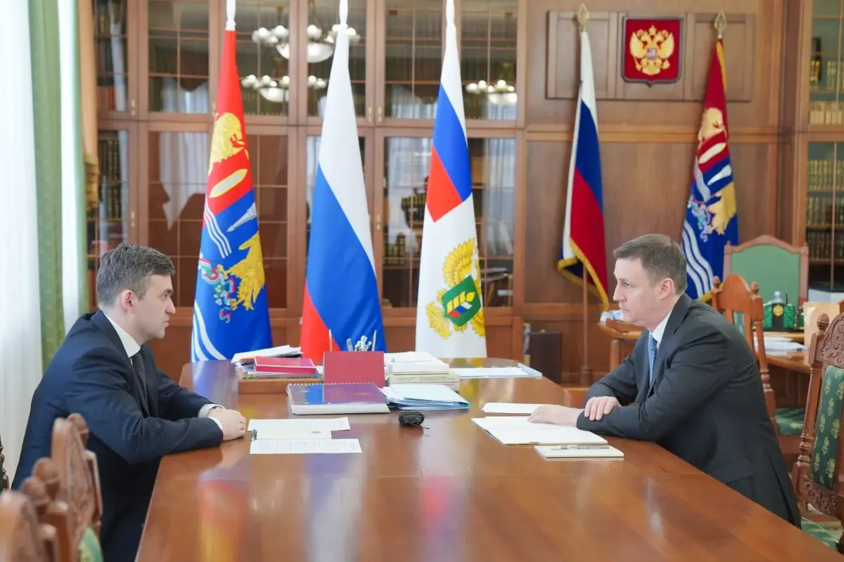 Министр сельского хозяйства Дмитрий Патрушев встретился с губернатором Ивановской области